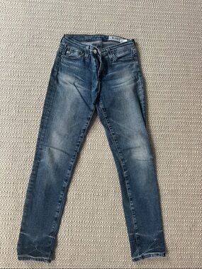 AG Adriano Goldschmied Jeans in Faded Blue